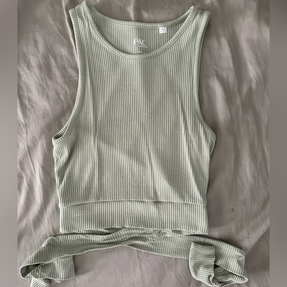 Tilly’s light green tie-back tank top